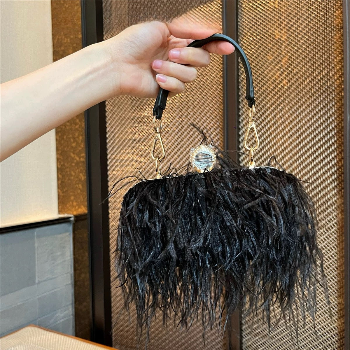 Feather(ostrich)  Handle Bag  (4colour)